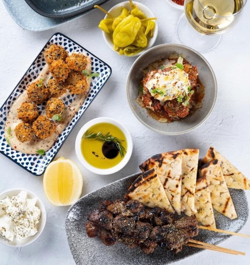 Nostimo-Meze-Board